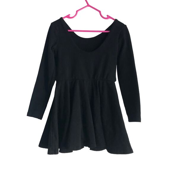 Remie girl black skirted leotard size 6